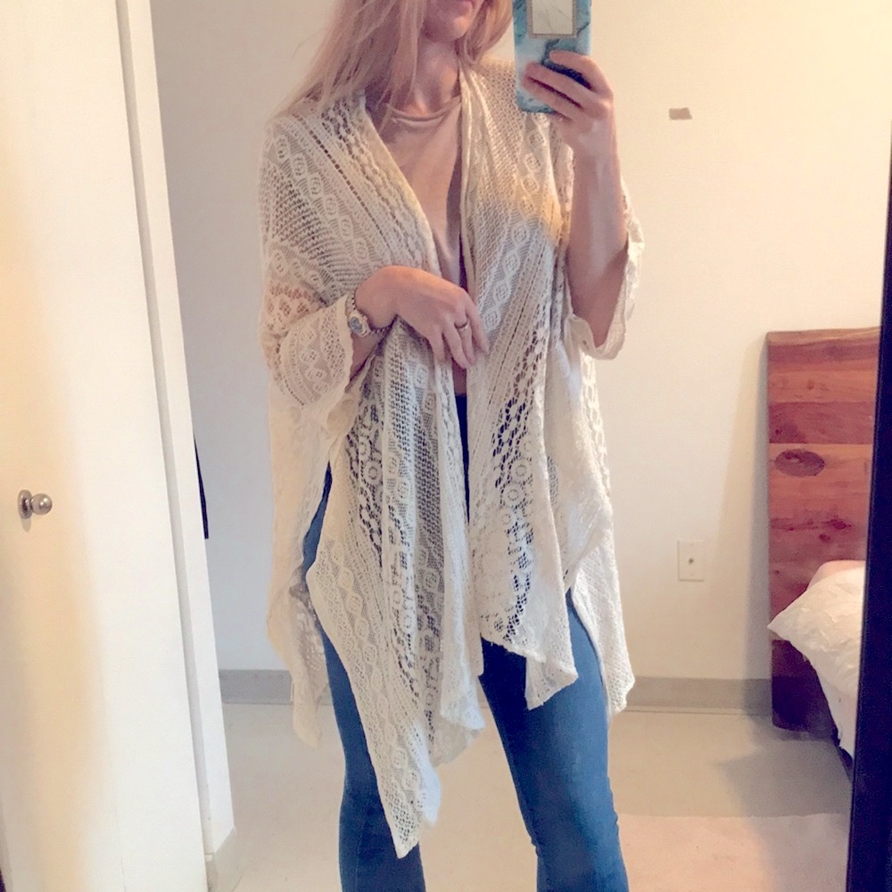 Lace shall with sleeves OS. Cream colour. No size. Loose fit.